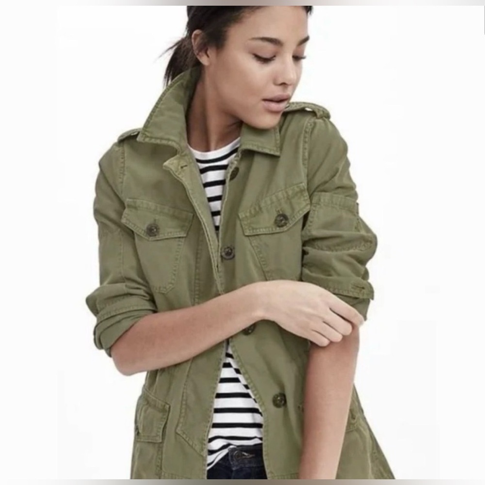 Banana Republic Khaki Green Utility Jacket; XS, Like New